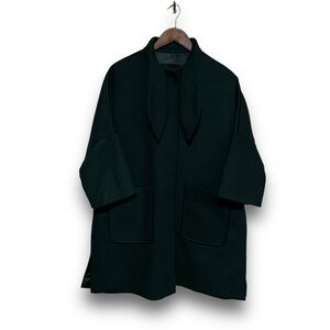 Uterque Women's Lined Wool Blend‎ Oversized Coat Green 

Size Medium 
27 x 35